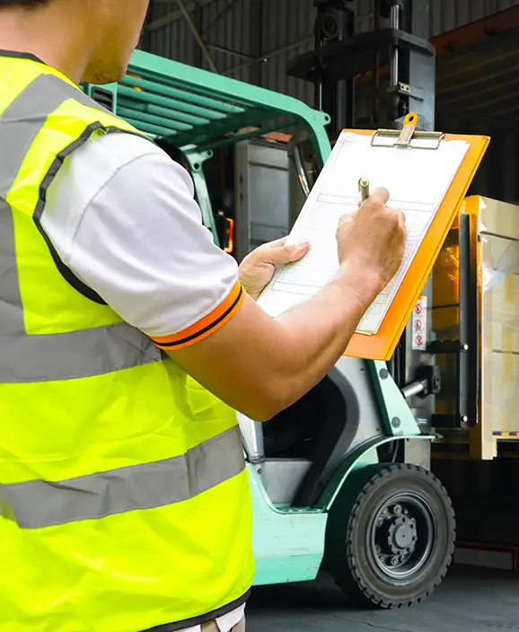 poioi-eimaste-section